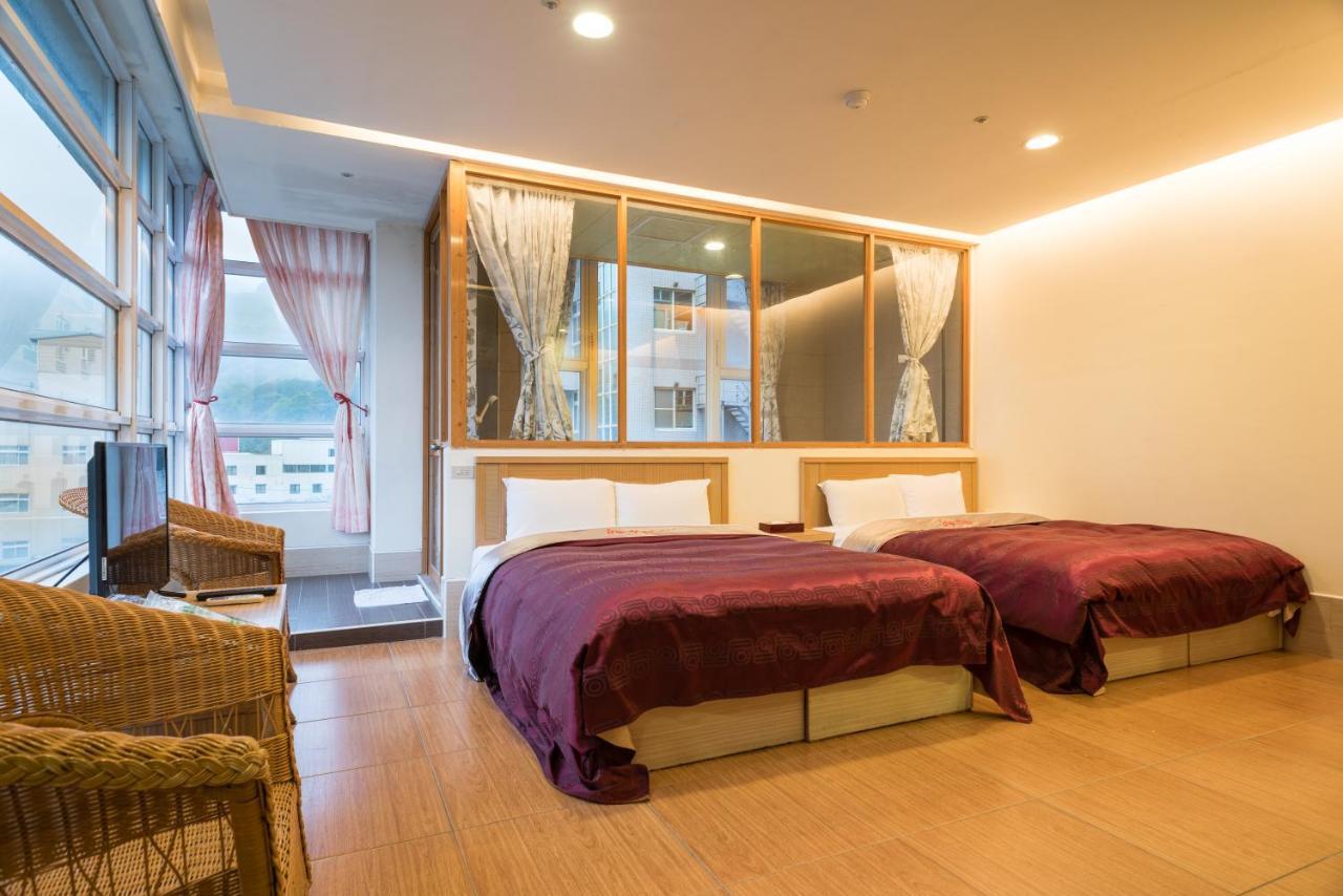 Crystal Hotel Renai Exterior photo
