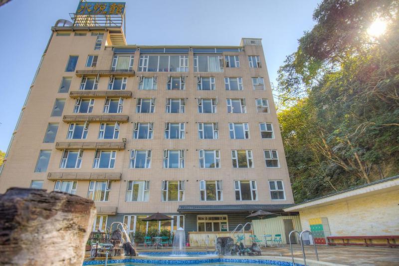 Crystal Hotel Renai Exterior photo